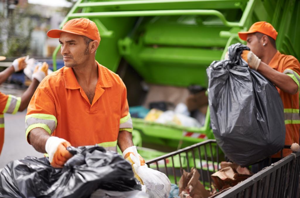 MEIO AMBIENTE: SERVIÇO DE COLETA DE LIXO PASSA POR ALTERAÇÕES E CONTA COM DOIS NOVOS PONTOS DE RECOLHIMENTO