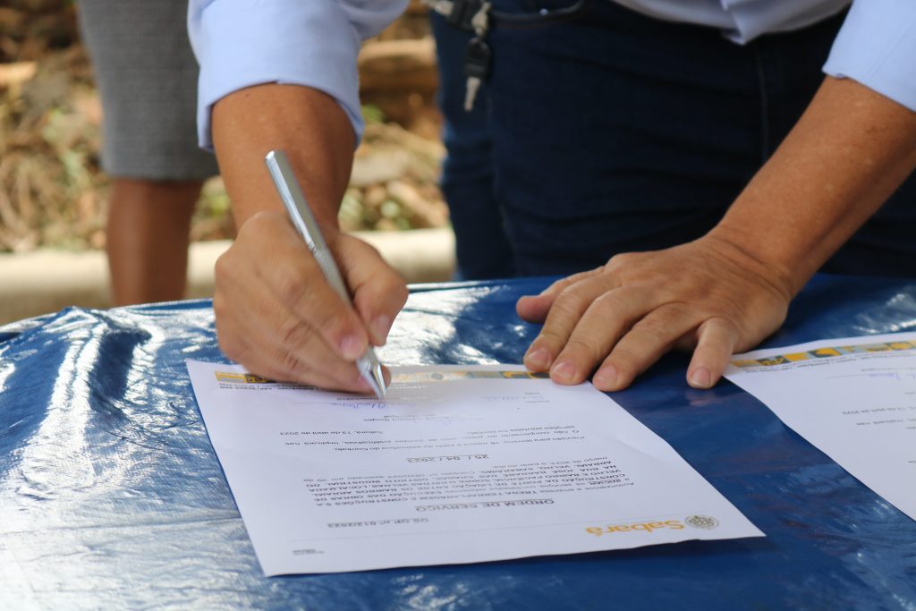 ORDEM DE SERVIÇO: PREFEITURA DE SABARÁ AUTORIZA INÍCIO DE CONSTRUÇÃO DA PONTE NO BAIRRO ARRAIAL VELHO