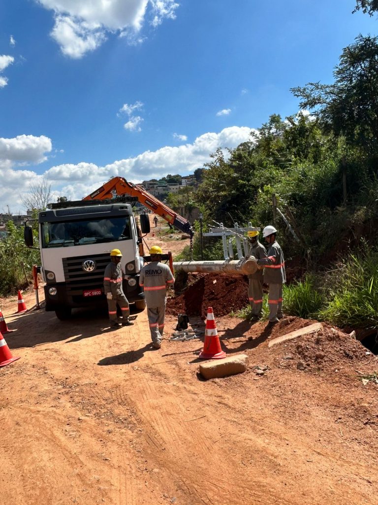 OBRAS: PREFEITURA INICIA PROJETO DE EXTENSÃO DE REDE ELÉTRICA E ILUMINAÇÃO NA REGIÃO DA VÁRZEA DO MOINHO