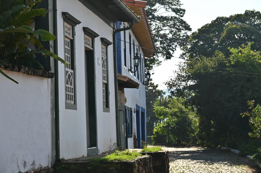 CULTURA: EXPOSIÇÃO “ALMAS GÊMEAS” ESTREARÁ EM SABARÁ