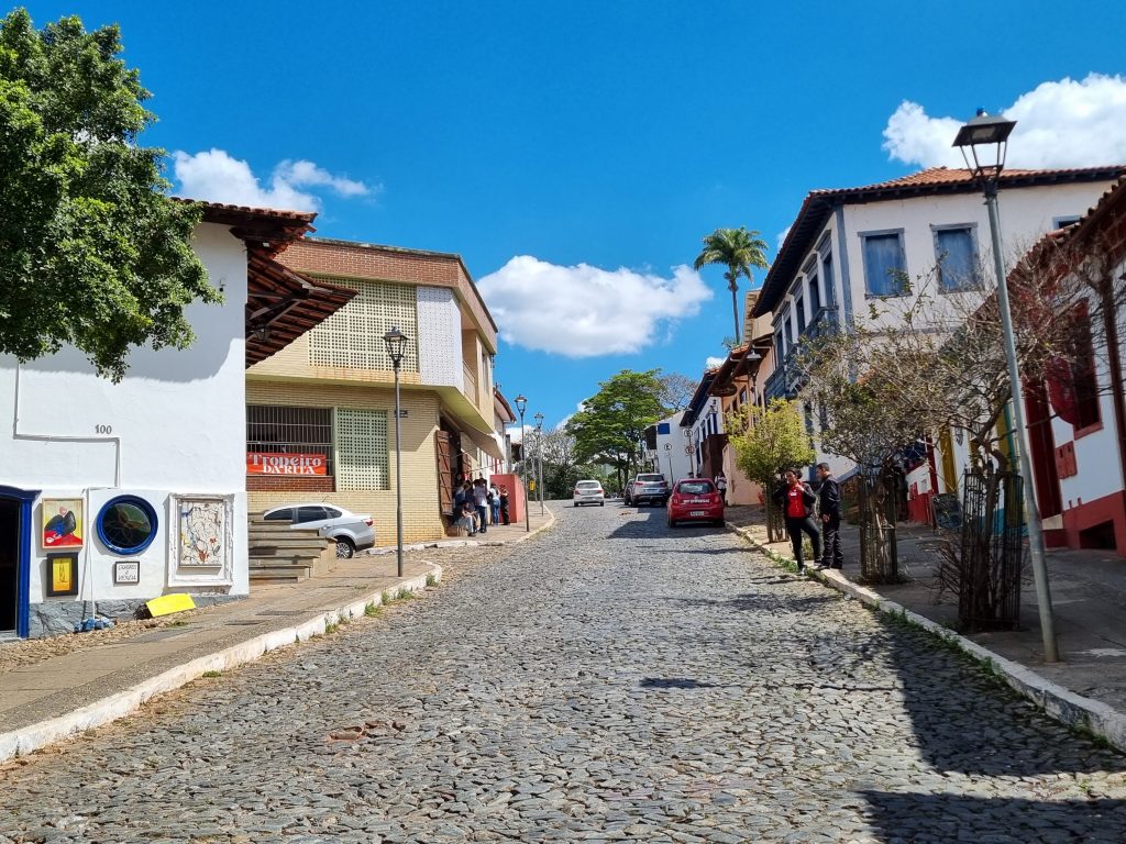 TRÂNSITO: RUA BORBA GATO SERÁ INTERDITADA, NESTE SÁBADO (19/8), PARA SERVIÇO DE MANUTENÇÃO DA COPASA