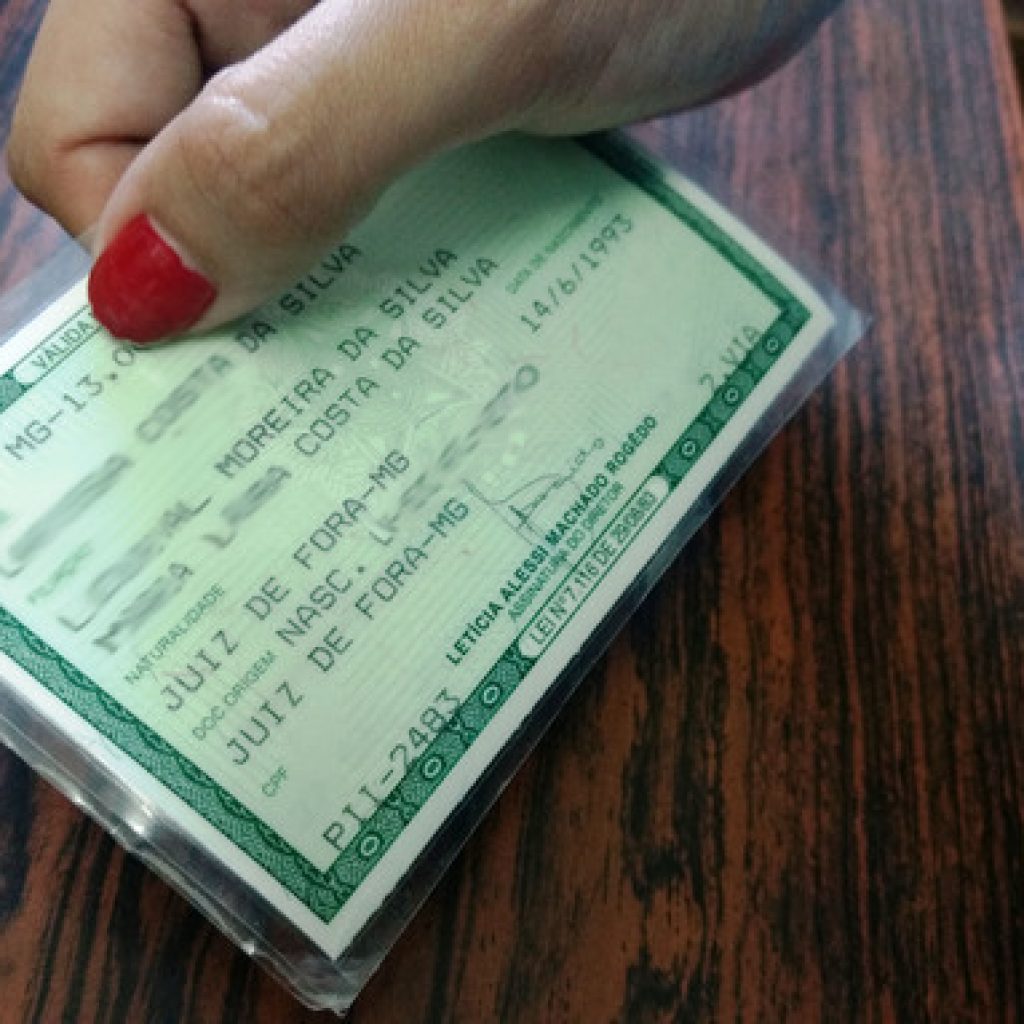 CARTEIRA DE IDENTIDADE: POLÍCIA CIVIL DE SABARÁ RETOMA SERVIÇO DE EMISSÃO DO DOCUMENTO NA CIDADE