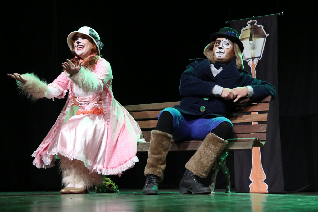 CULTURA: ESPETÁCULO “A DAMA E O VAGABUNDO” ENCANTA E DIVERTE PÚBLICO, NO CENTRO CULTURAL JOSÉ DA COSTA SEPÚLVEDA