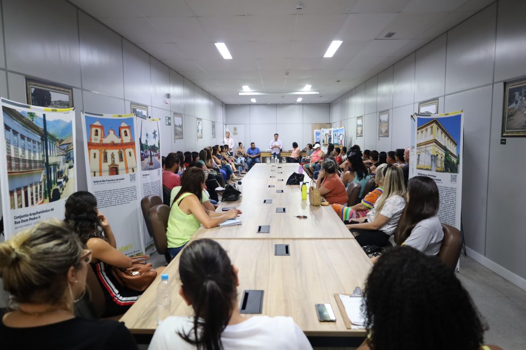 CONSELHO TUTELAR: ELEIÇÃO PARA NOVOS CONSELHEIROS TUTELARES DE SABARÁ ACONTECE NESTE DOMINGO (1/10)