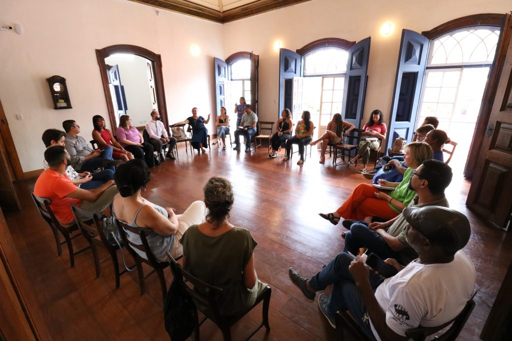 MEIO AMBIENTE: 2º FÓRUM MUNICIPAL LIXO E CIDADANIA BUSCA AMPLIAR COLETA SELETIVA EM SABARÁ
