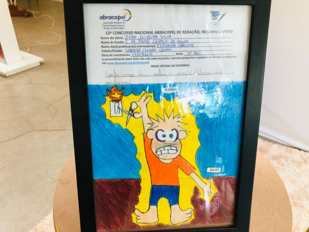 EDUCAÇÃO: ALUNO DA REDE MUNICIPAL DE ENSINO DE SABARÁ É PREMIADO EM CONCURSO NACIONAL DE DESENHO