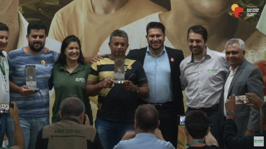 CAMPEÃO: MAMÉDIO DOS SANTOS, PRODUTOR DO “CAFÉ VILA REAL”, DE SABARÁ, VENCE CONCURSO DE QUALIDADE DOS CAFÉS MINEIROS