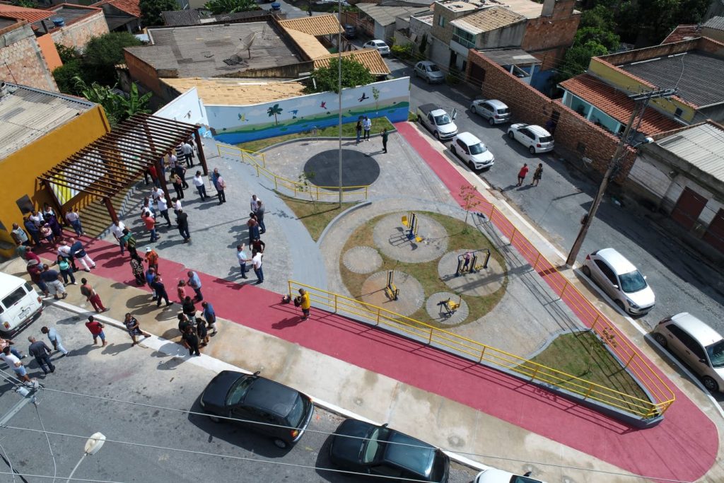 LAZER: PREFEITURA DE SABARÁ INAUGURA A PRAÇA AFONSO HIGINO, NO BAIRRO NOSSA SENHORA DE FÁTIMA 