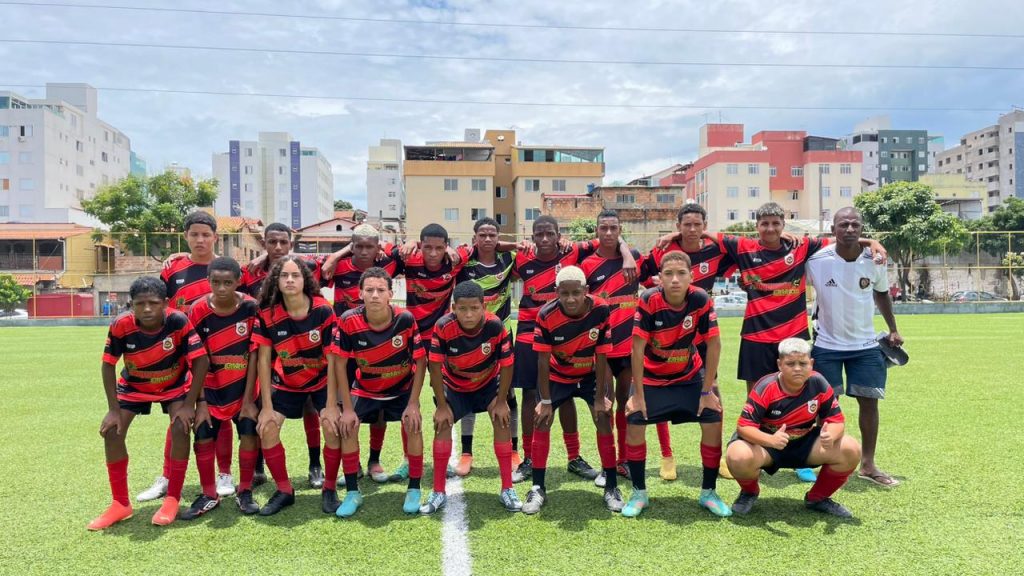 ESPORTES E LAZER: 2º TORNEIO DE FÉRIAS É INICIADO NO CAMPO BOM RETIRO