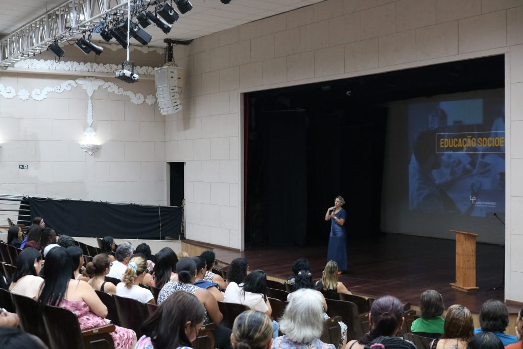 APRENDIZADO: “EDUCAÇÃO SOCIOEMOCIONAL” É TEMA DE PALESTRA QUE MARCA A ABERTURA DO ANO LETIVO EM SABARÁ