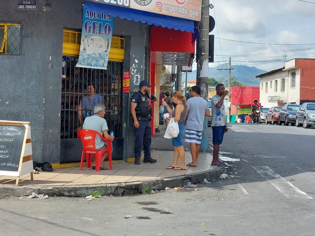 PERTURBAÇÃO AO SOSSEGO: PREFEITURA REALIZA UMA SÉRIE DE AÇÕES NO CENTRO COMERCIAL DO BAIRRO NOVA VISTA
