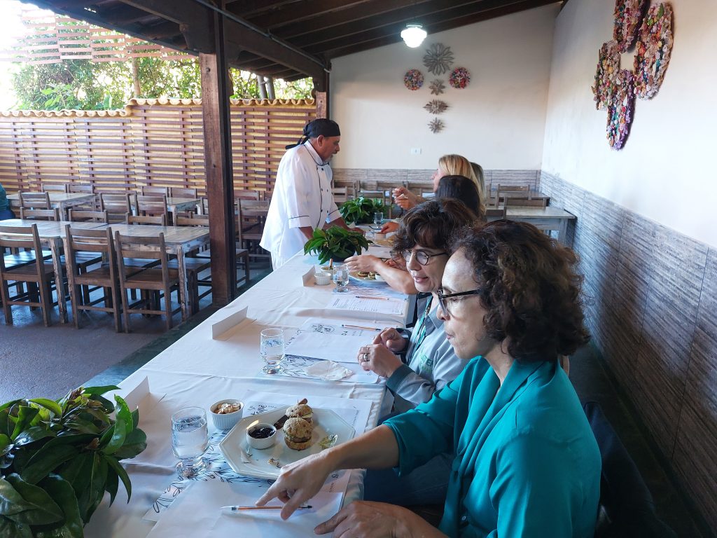 CONCURSO: CHEF EDI PINTO APRESENTA “EDI COMENDO REZANDO”, NA CATEGORIA “MELHOR PRATO INOVAÇÃO” DO 26º FESTIVAL DO ORA-PRO-NÓBIS