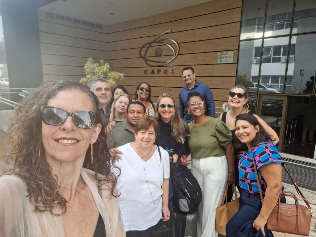 EDUCAÇÃO: SABARÁ REPRESENTA MINAS GERAIS NO 2º ENCONTRO DO SISTEMA EAD DA UNIVERSIDADE ABERTA DO BRASIL