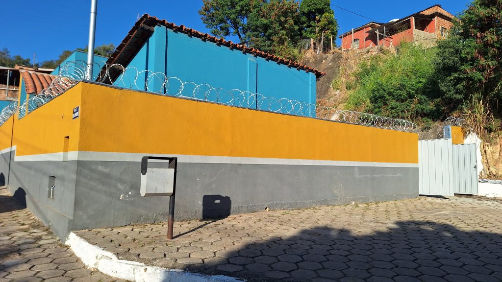 EDUCAÇÃO: PREFEITURA INAUGURA O CENTRO DE APOIO EDUCACIONAL HILDA DE CARVALHO, NO BAIRRO VILA AMÉLIA MOREIRA