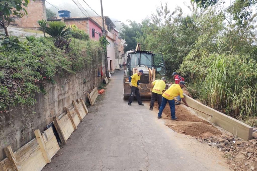 EM AÇÃO: PREFEITURA DE SABARÁ REALIZA INTERVENÇÕES NAS REGIONAIS E PROMOVE O DESENVOLVIMENTO URBANO DO MUNICÍPIO