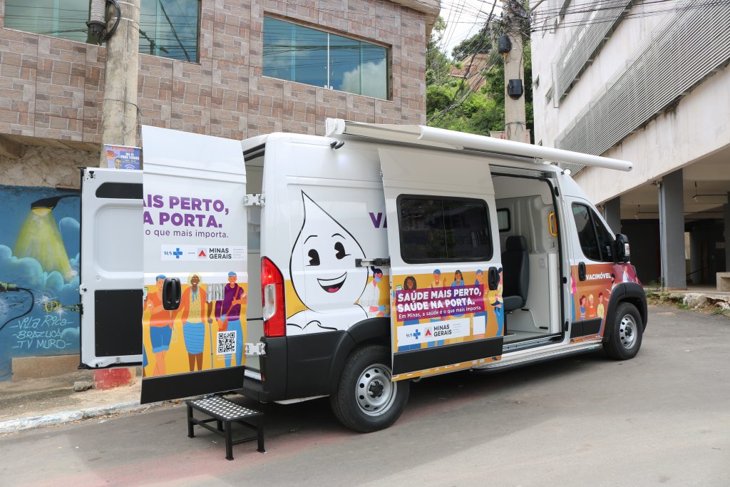 PREFEITURA DE SABARÁ INICIOU NESTA SEXTA-FEIRA (20/12), ATENDIMENTO ITINERANTE COM O VACIMÓVEL