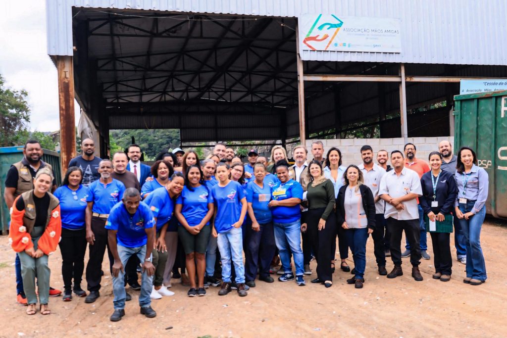 PREFEITURA DE SABARÁ GARANTE APOIO POR 20 ANOS A CATADORES DE RECICLÁVEIS