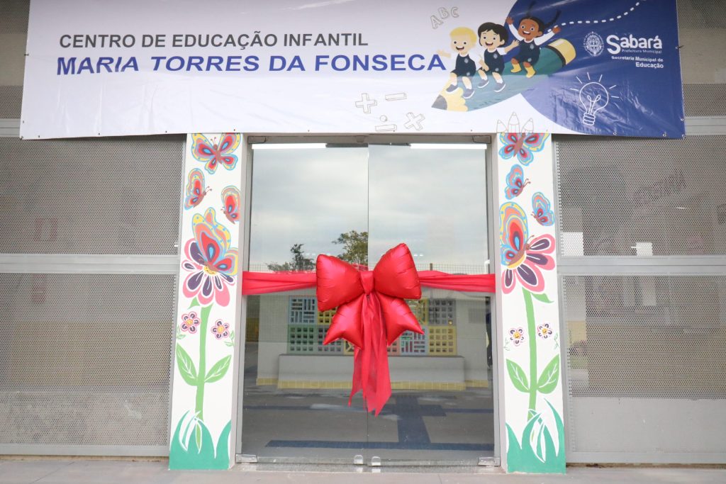 PREFEITURA DE SABARÁ INAUGURA CEI MARIA TORRES DA FONSECA E CELEBRA NOVO CAPÍTULO NA EDUCAÇÃO INFANTIL