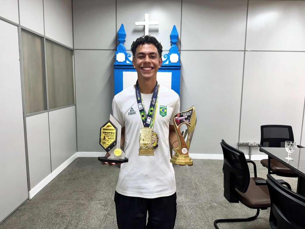 JOVEM SABARENSE SE DESTACA NO TAEKWONDO E LEVA O NOME DE SABARÁ PARA O CENÁRIO INTERNACIONAL