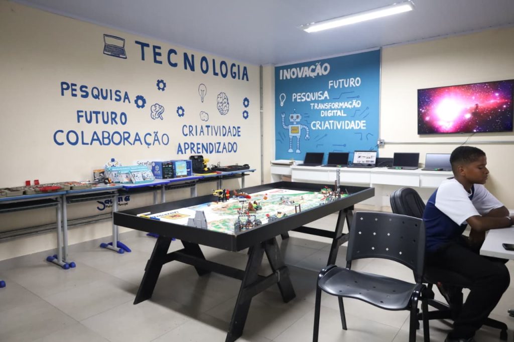 PROGRAMA “MAIS CIÊNCIA” – PREFEITURA DE SABARÁ INAUGURA LABORATÓRIO DE ROBÓTICA EM PARCERIA COM O IFMG