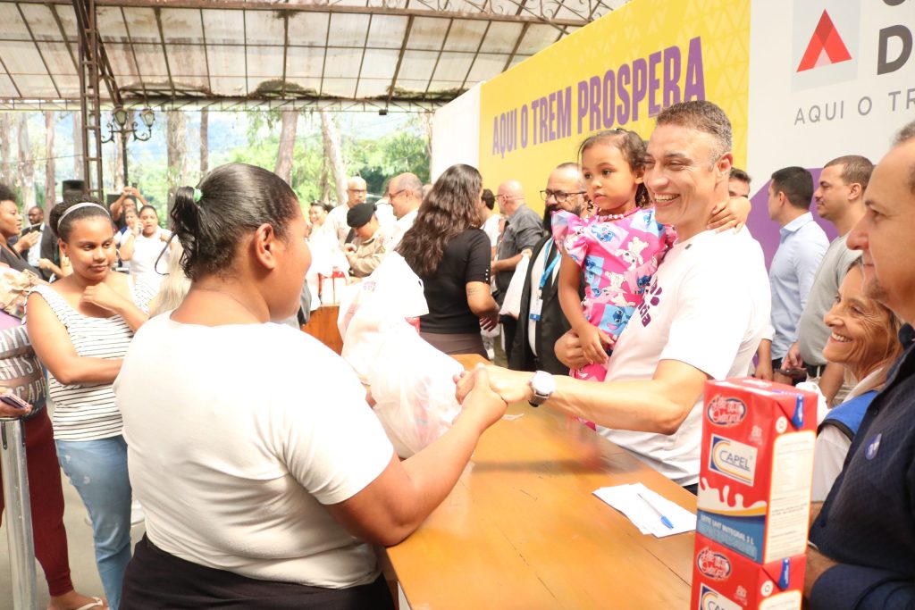 PROGRAMA LEITE PARA A PRIMEIRA INFÂNCIA VAI BENEFICIAR CERCA DE 2 MIL FAMÍLIAS EM SABARÁ