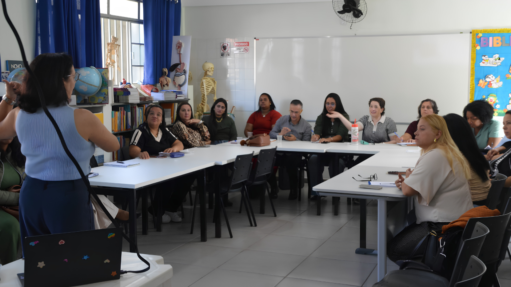 PREFEITURA DE SABARÁ REALIZA SEGUNDO PLANTÃO DE DIRETORES DA REDE MUNICIPAL DE ENSINO